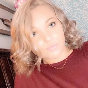 Meet your Posher, Molly